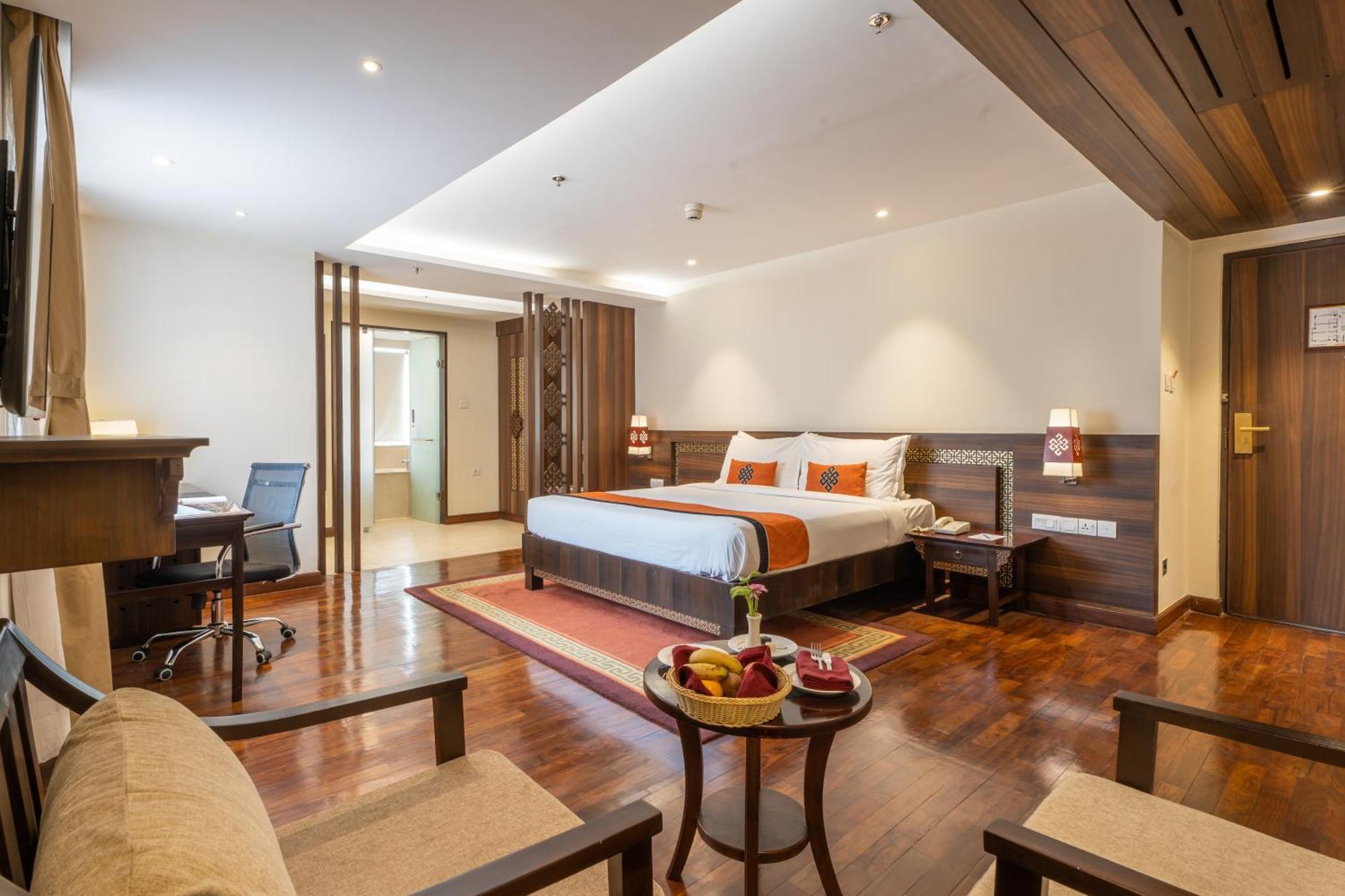 Ramada By Wyndham Kathmandu Dhumbarahi Hotel Buitenkant foto