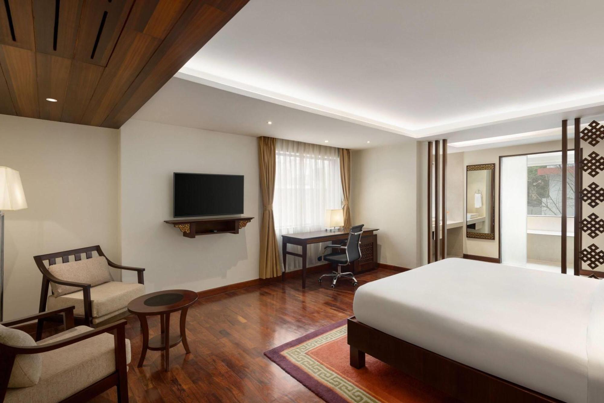 Ramada By Wyndham Kathmandu Dhumbarahi Hotel Buitenkant foto