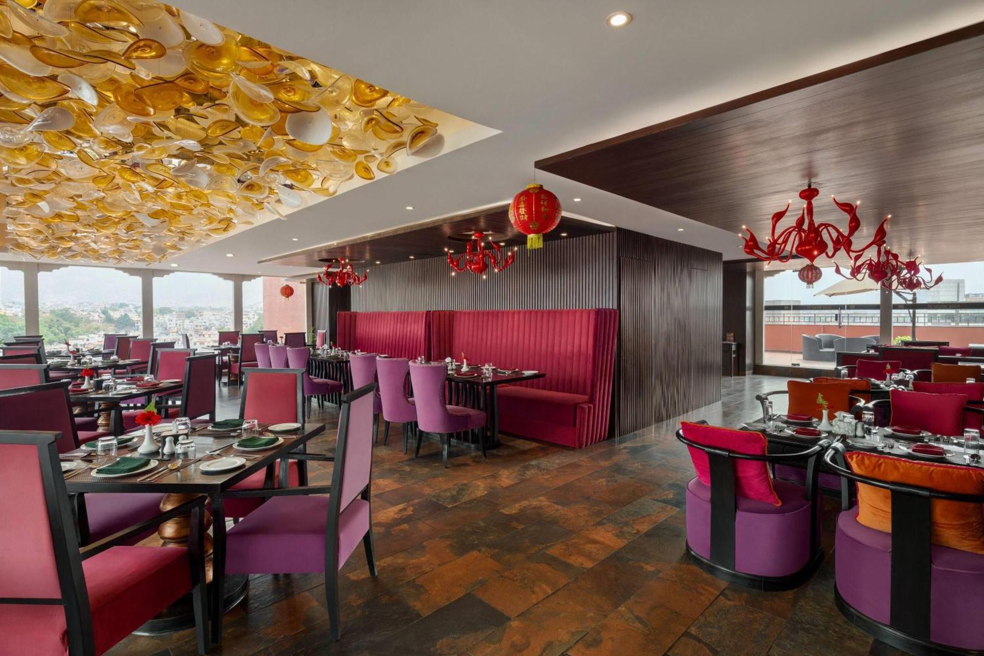 Ramada By Wyndham Kathmandu Dhumbarahi Hotel Buitenkant foto