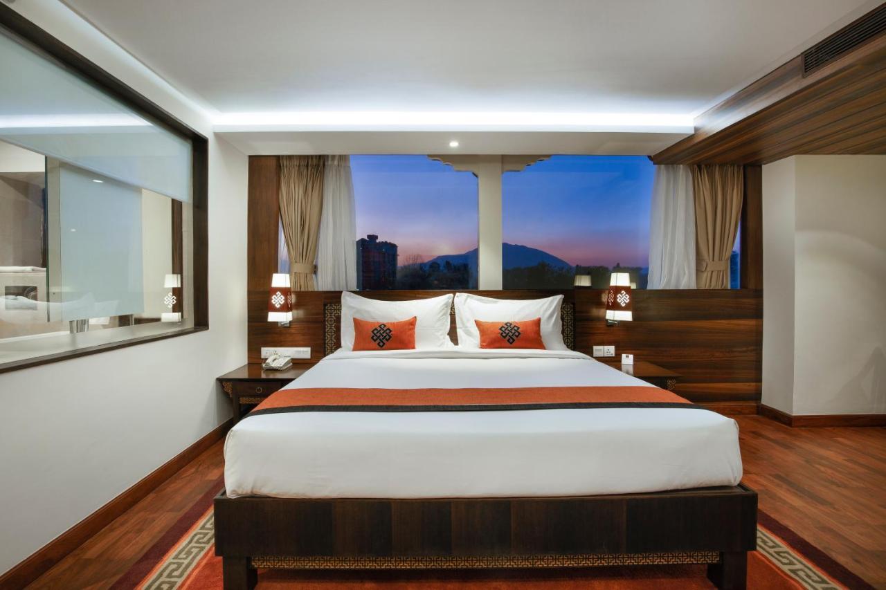 Ramada By Wyndham Kathmandu Dhumbarahi Hotel Buitenkant foto