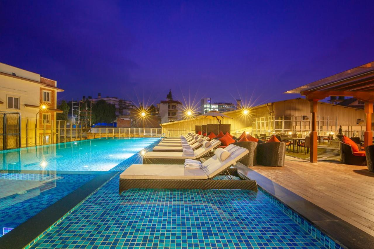 Ramada By Wyndham Kathmandu Dhumbarahi Hotel Buitenkant foto